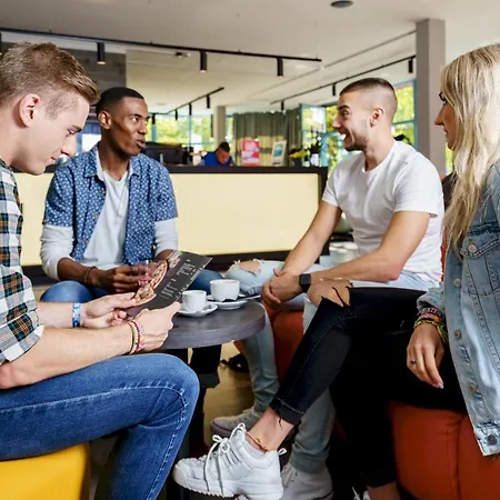 بيت شباب A&o Zuidoost أمستردام