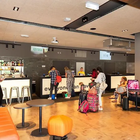 A&o Zuidoost Хостел *