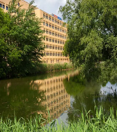 Albergue A&o Zuidoost Amesterdão