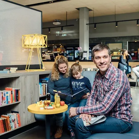 A&o Zuidoost Хостел Амстердам
