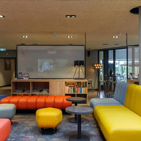 Хостел A&o Zuidoost *