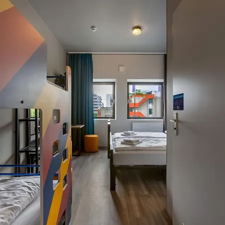 A&o Zuidoost * Амстердам
